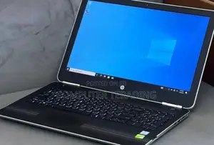 New Laptop HP Pavilion 15 8GB Intel Core I7 SSD 128GB