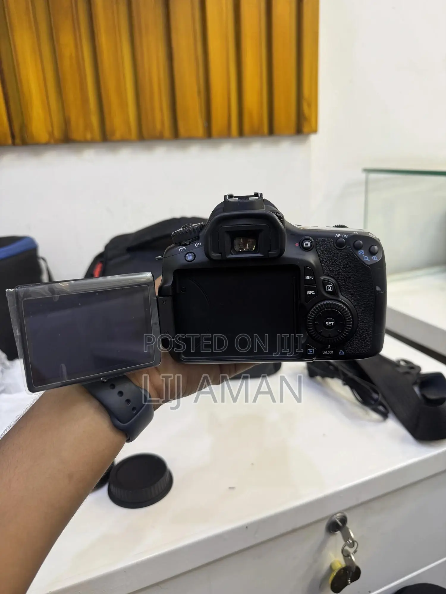New Canon Eos 60d