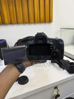 New Canon Eos 60d