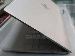 New Laptop HP Envy 13 16GB Intel Core i5 SSD 512GB