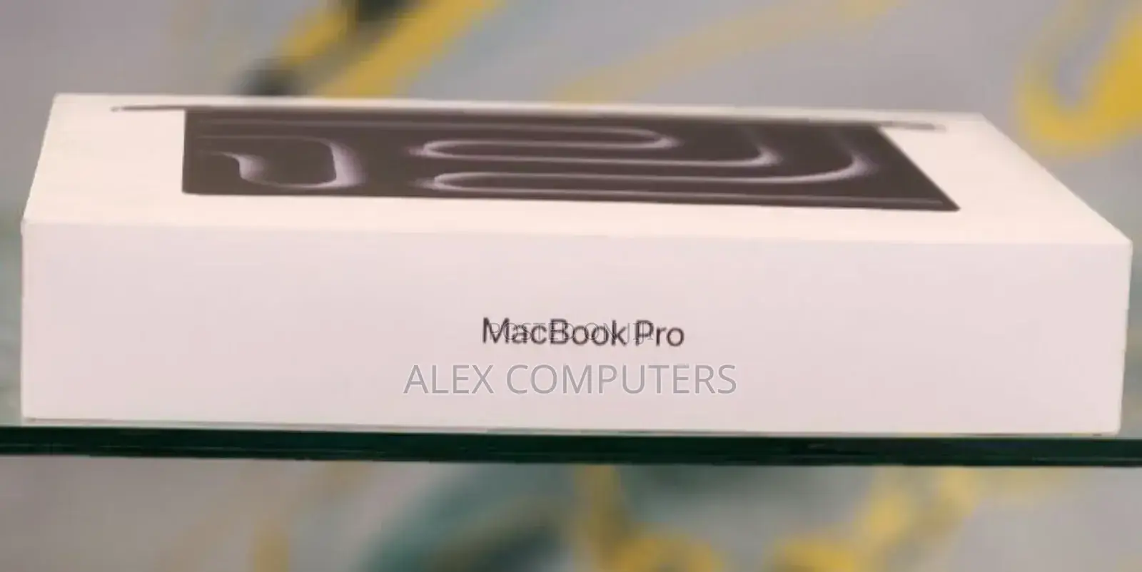 New Laptop Apple MacBook 16GB Apple M5 SSD 1T