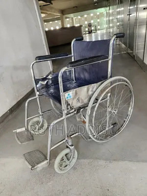 ዊልቸር ያገለገለ ምርጥ ለ አዲስ የቀረበ Wheelchair ዊልቸር Wheelchair በአዲስ አበባ እቃ አቅራቢ