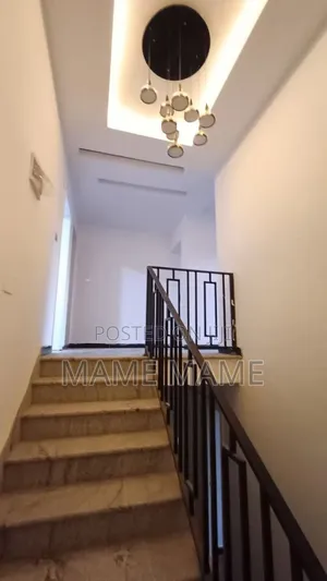 6bdrm House in Addis Abeba, Bole for sale