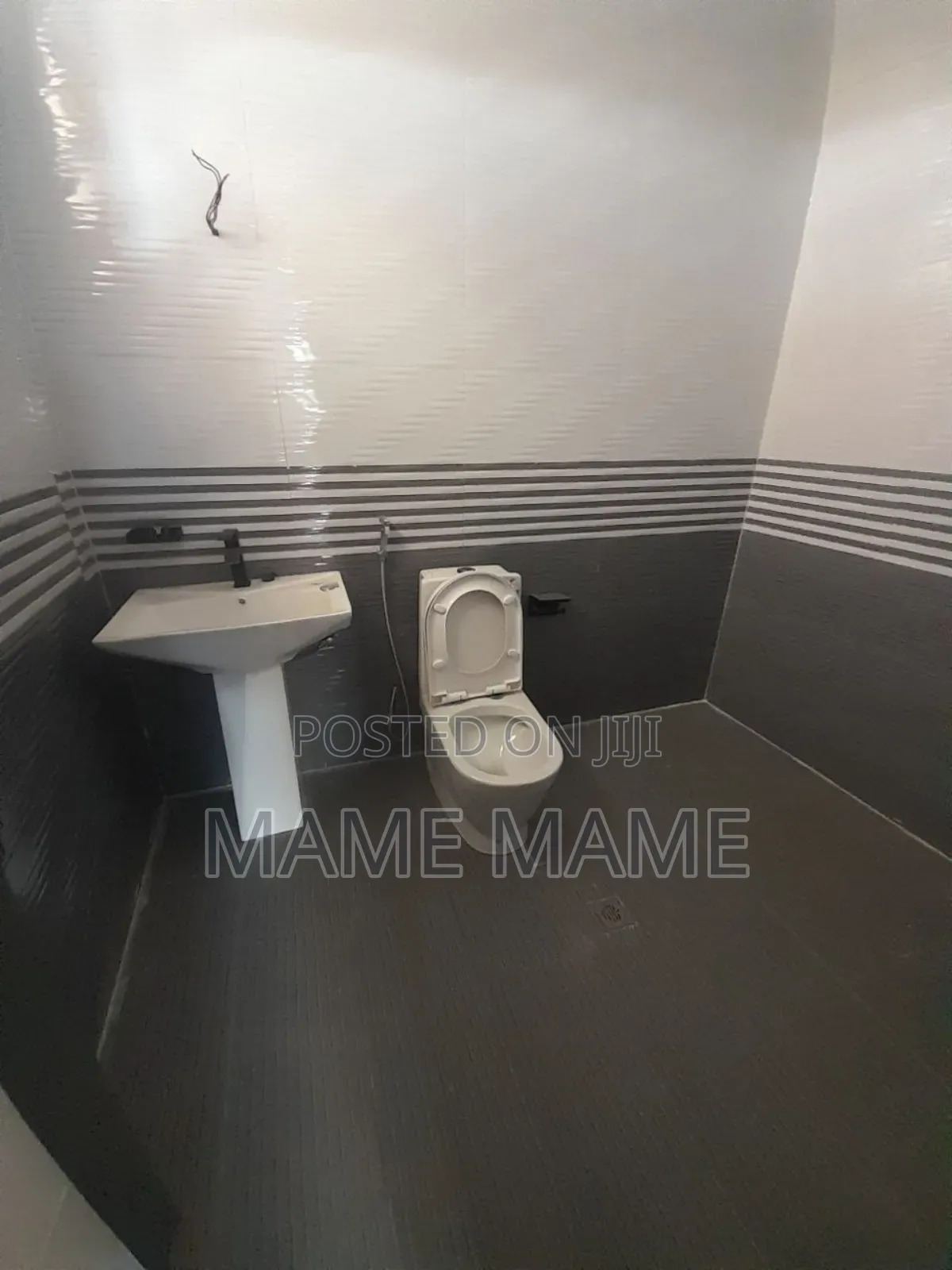 3bdrm Villa in Addis Abeba, Bole for sale