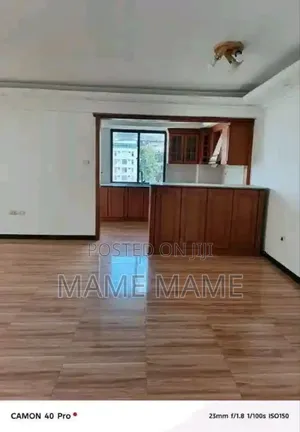 5bdrm House in Addis Abeba, Bole for sale