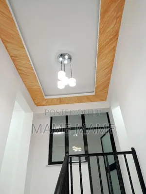 5bdrm House in Addis Abeba, Bole for sale