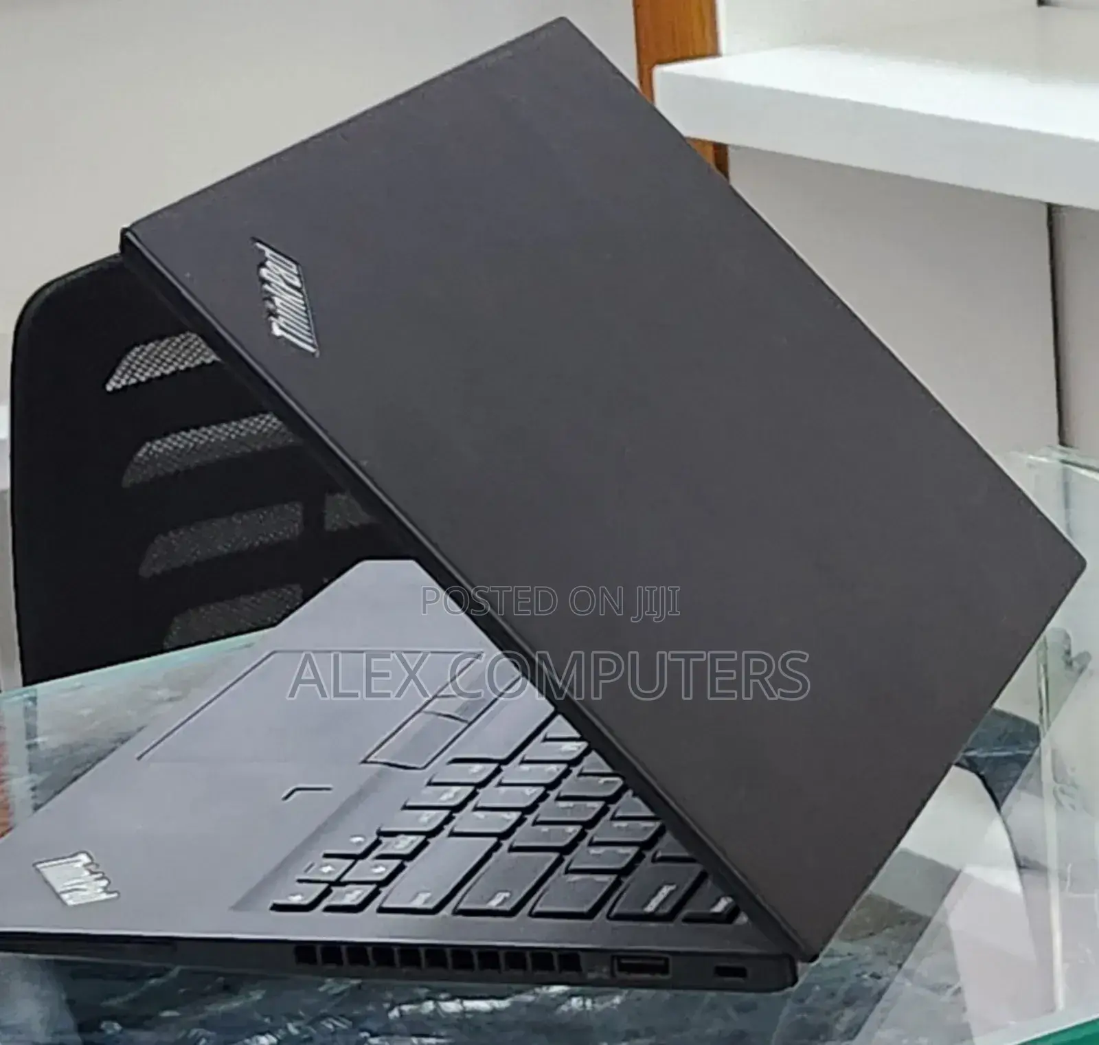New Laptop Lenovo Thinkpad T490s 16GB AMD Ryzen 5 SSD 512GB