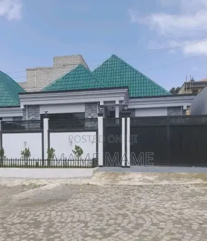 3bdrm Villa in Addis Abeba, Bole for sale