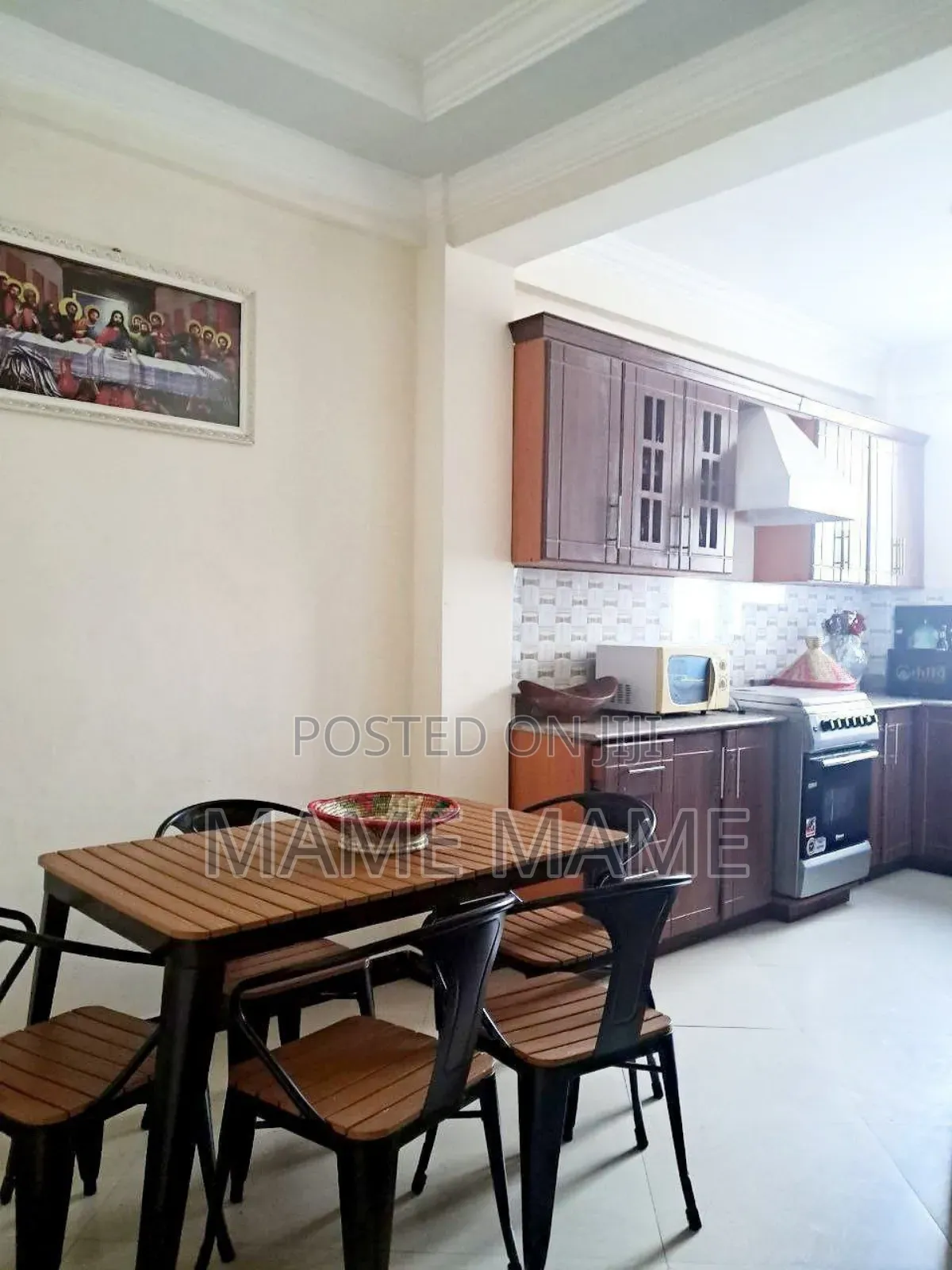 7bdrm House in Addis Abeba, Bole for sale