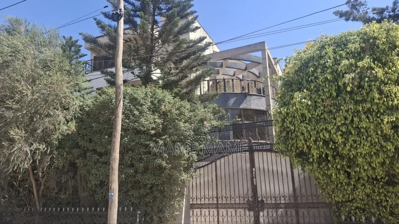 7bdrm House in Addis Abeba, Bole for sale
