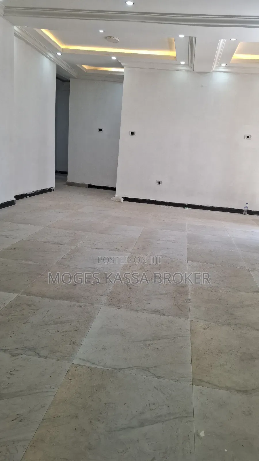 3bdrm Condo in አያት 40/60 መኖርያ ቤት, Yeka for sale
