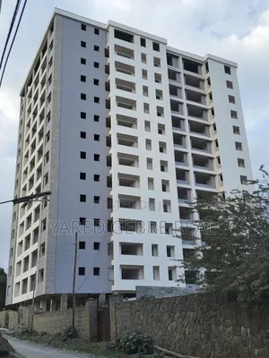 3bdrm Apartment in Cmc(Safari School, Yeka for sale