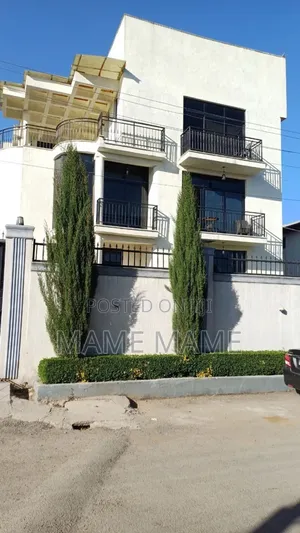 7bdrm House in Addis Abeba, Bole for sale