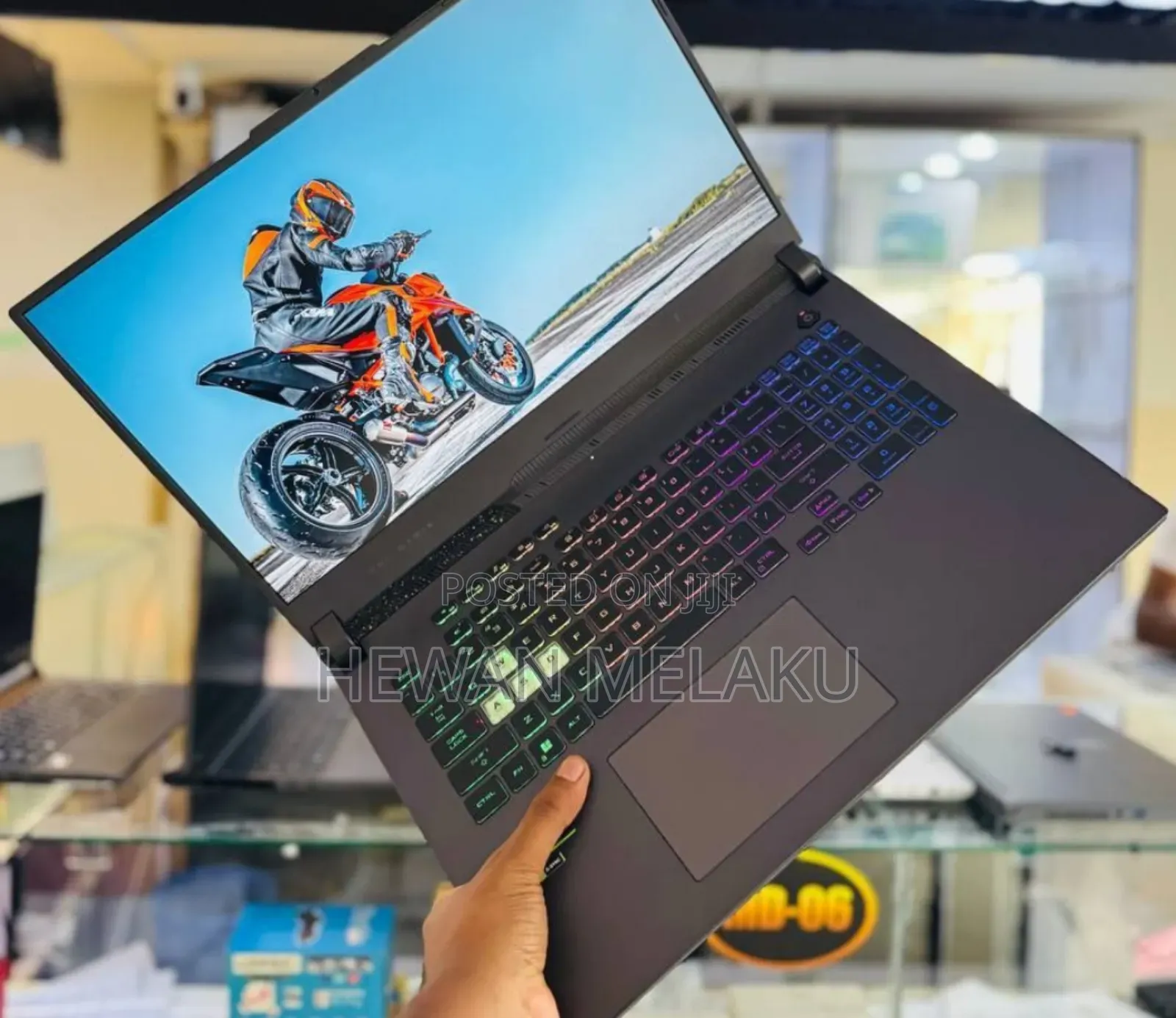 New Laptop Asus ROG Strix G17 16GB AMD Ryzen 9 SSD 1T