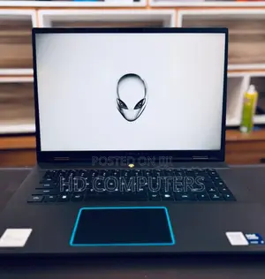 New Laptop Dell Alienware M16 16GB AMD Ryzen 9 SSD 1T