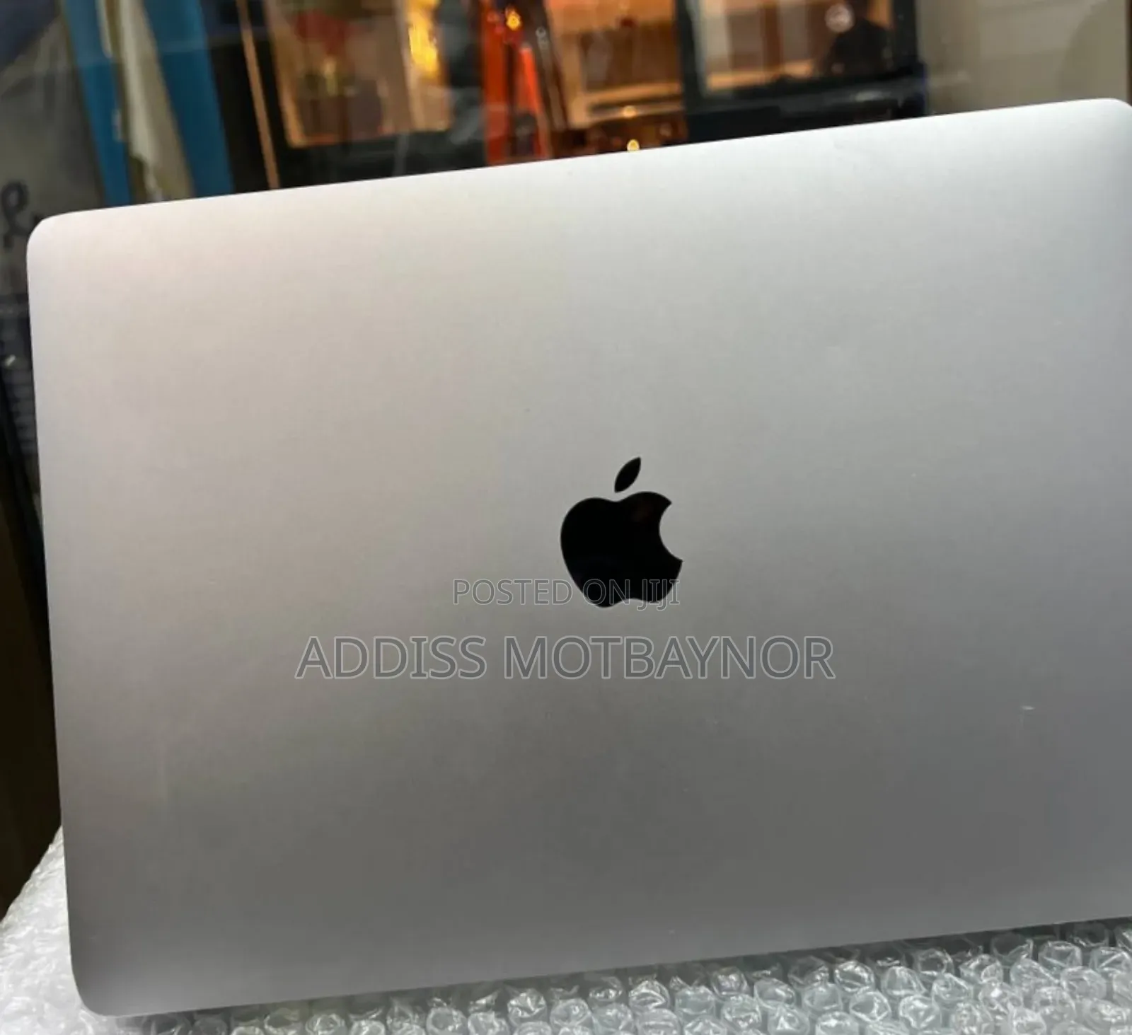 New Laptop Apple MacBook Pro 2019 8GB Intel Core I5 SSD 128GB