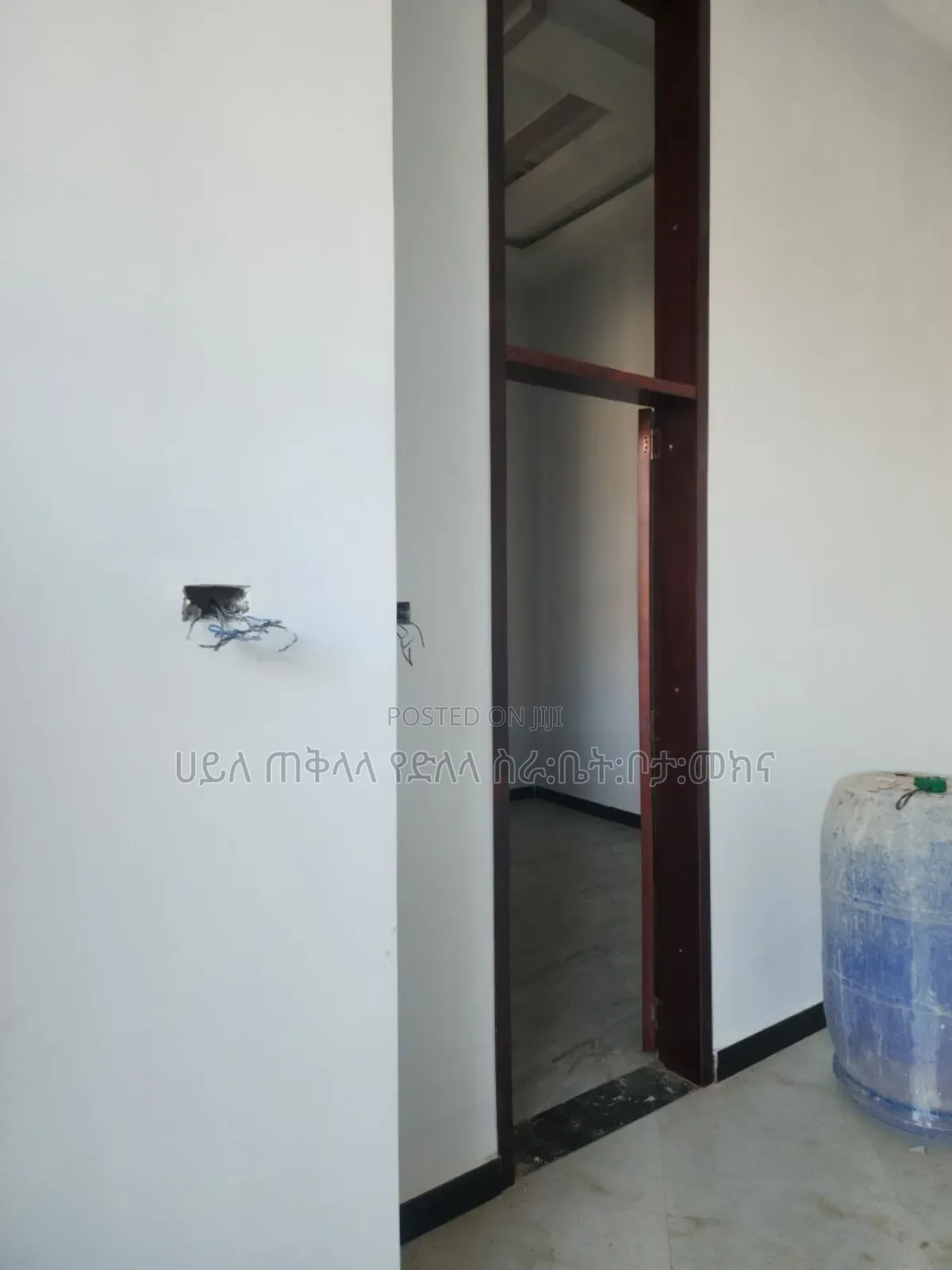 Furnished 4bdrm House in Bishofitu ደብረዘይት ከተማ, Akaky Kaliti for sale