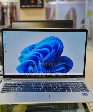 New Laptop HP ProBook 440 G10 16GB Intel Core I7 SSD 512GB