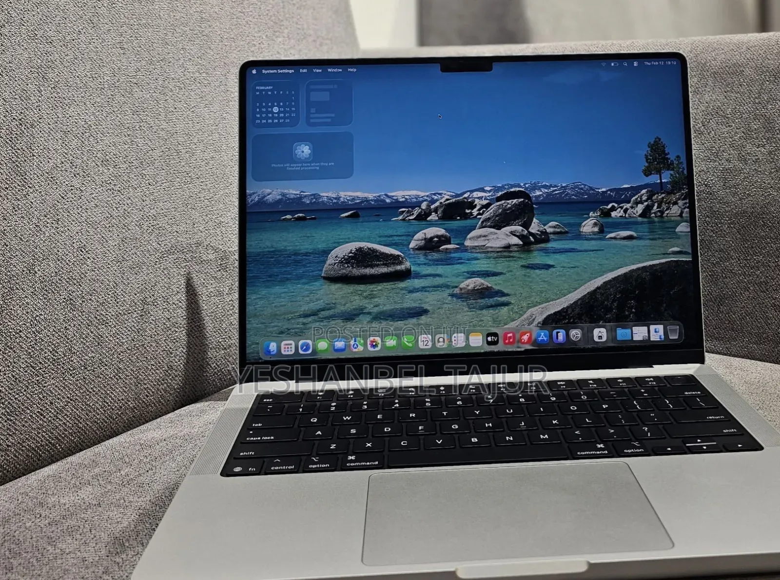 New Laptop Apple MacBook Pro 2025 M5 16GB Apple M5 SSD 512GB