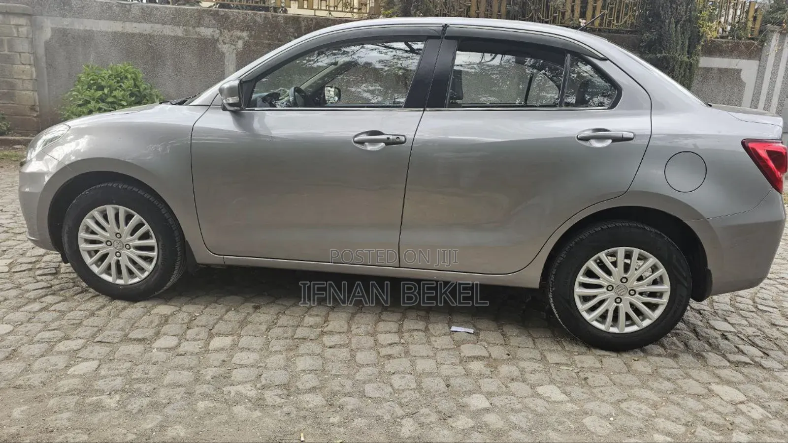 Suzuki Dzire 2022 Silver