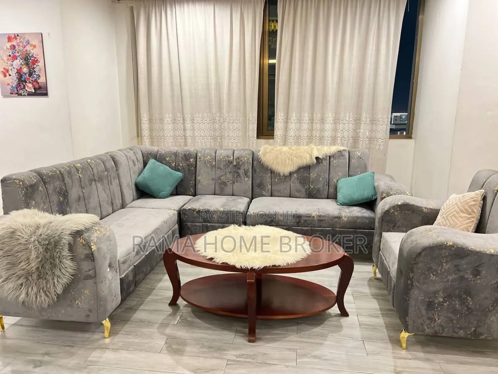 Furnished 3bdrm Duplex in መገናኛ ቶፕ ቪው ቅንጡ, Yeka for sale