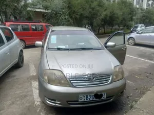 Toyota Corolla 2005 Gold