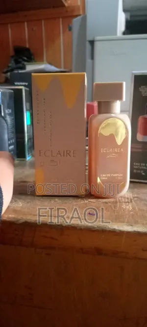 Eclaire Perfume