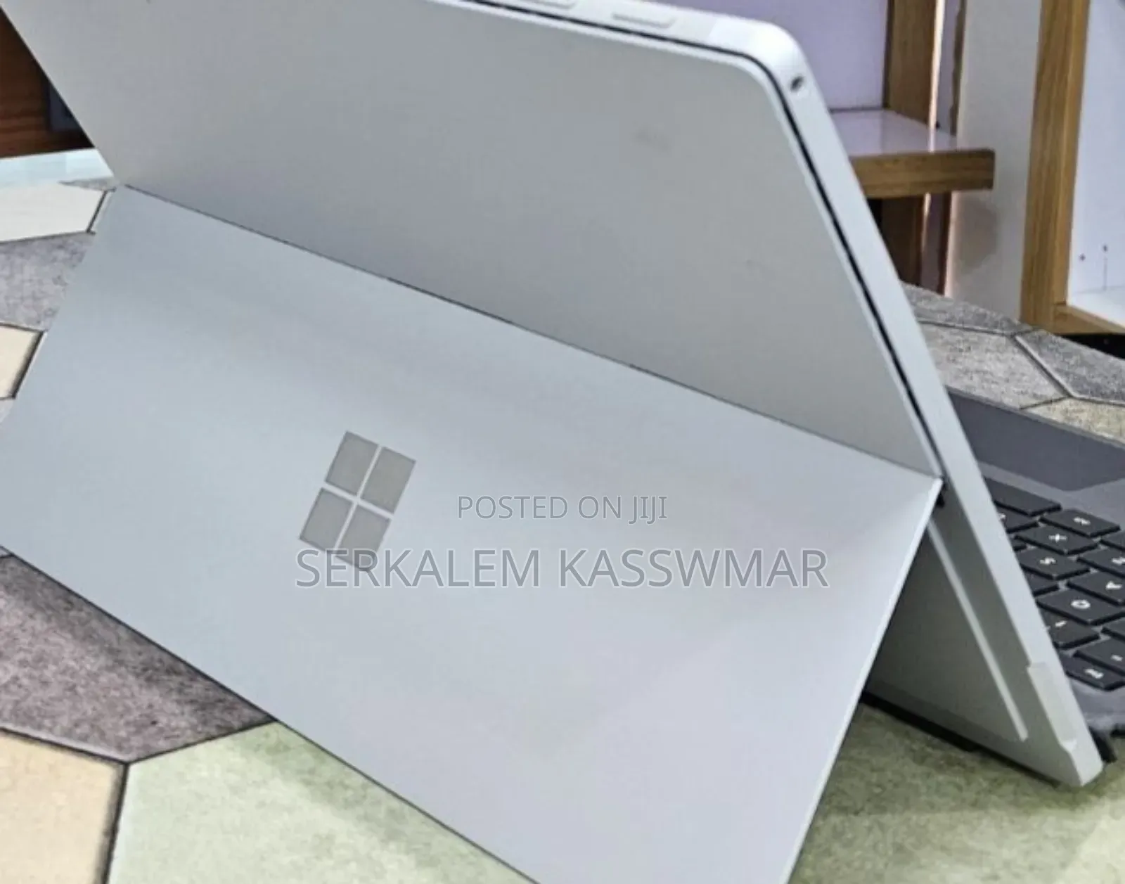 New Laptop Microsoft Surface Pro 7 16GB Intel Core I7 SSD 256GB