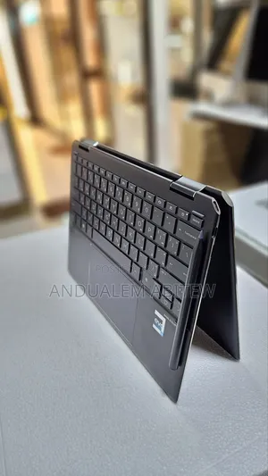 New Laptop HP Spectre 14 16GB Intel Core I7 SSD 1T