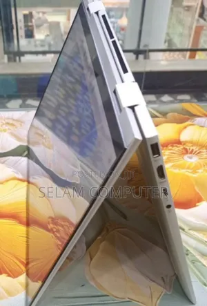 New Laptop HP Envy X360 8GB Intel Core I7 SSD 512GB
