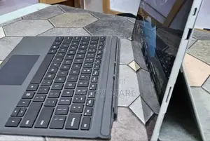 New Laptop Microsoft Surface Pro 7+ 16GB Intel Core I7 SSD 256GB
