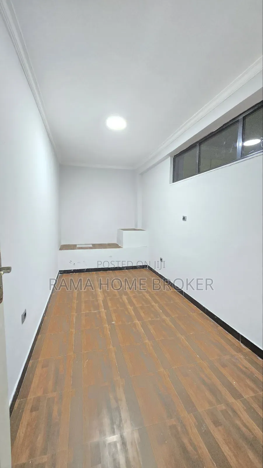 Furnished 4bdrm Apartment in መሀል ሰሚት 72, Yeka for sale