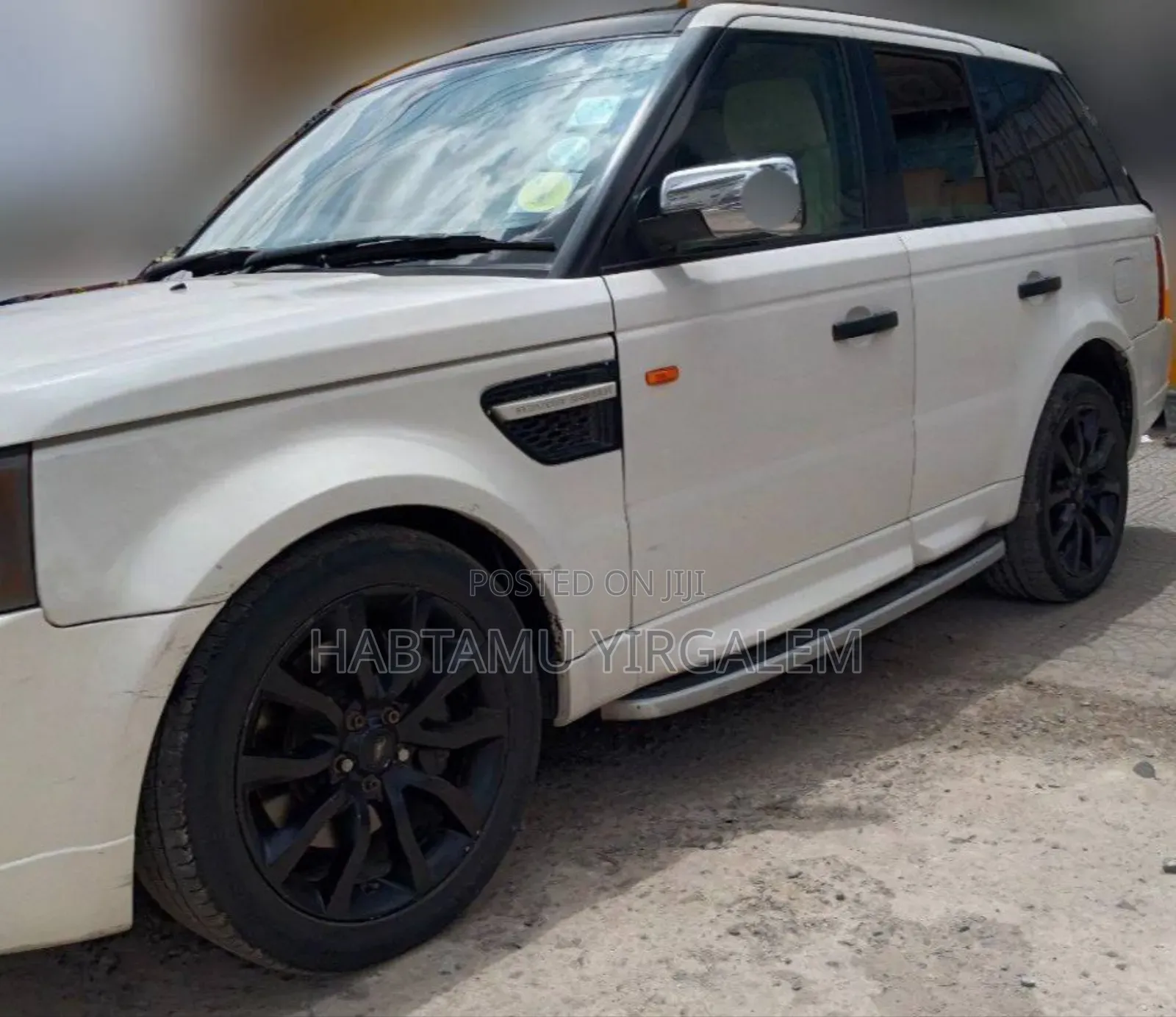 Car 2008 White