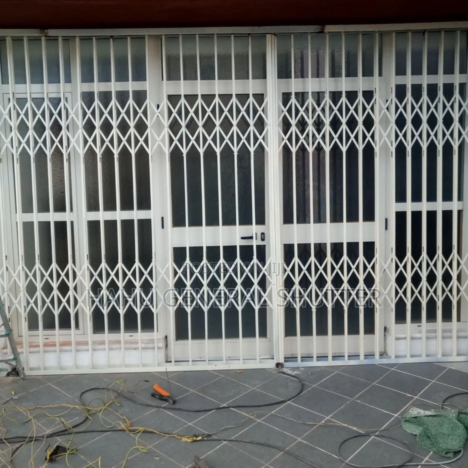 Collapsible Doors ተሰብሳቢ እና ተዘርጊ የሻተር ስራ
