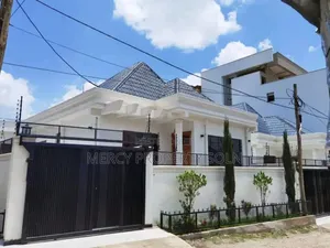 Furnished 5bdrm House in Bole for sale