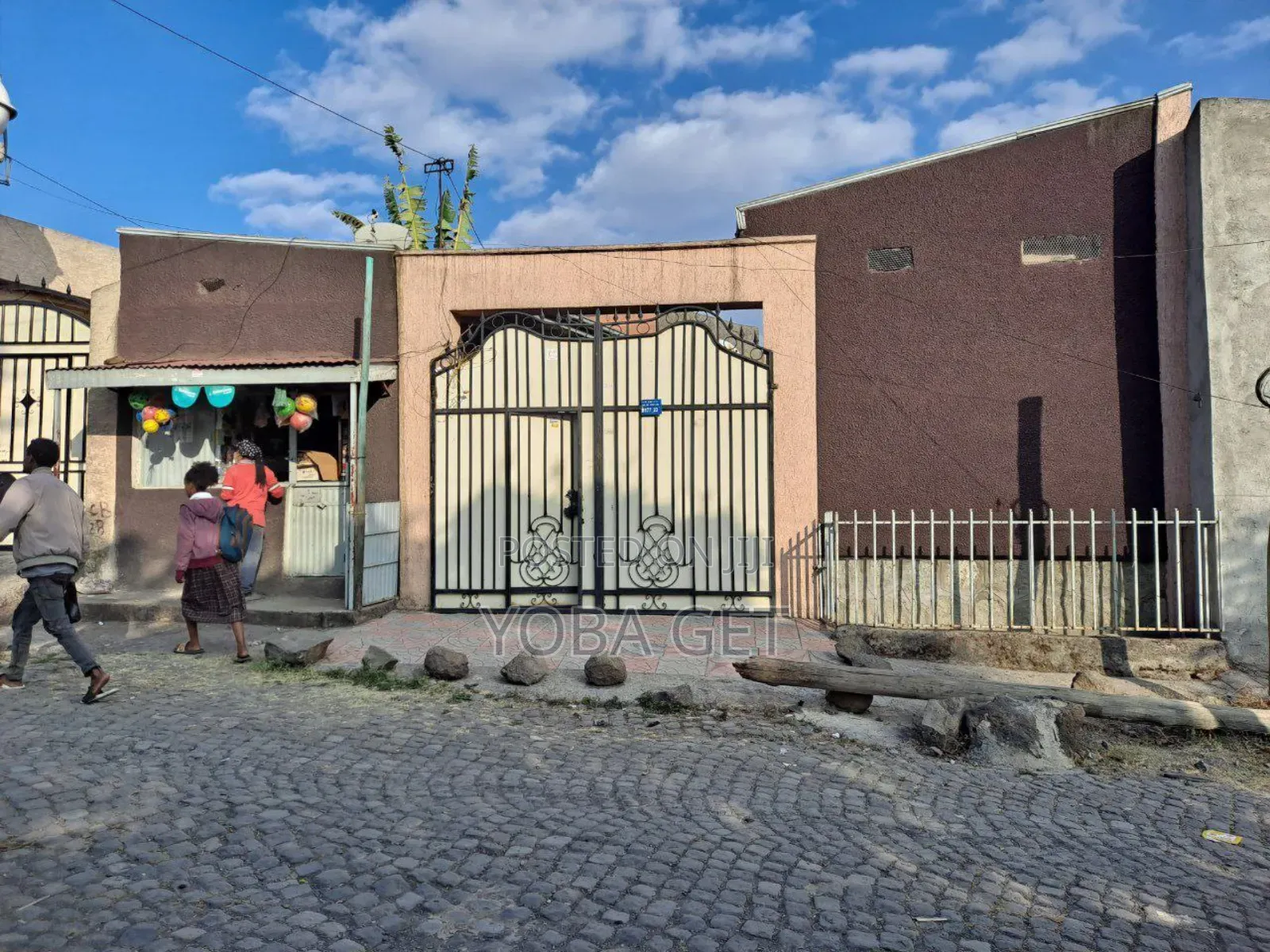 5bdrm House in Yoba, Akaky Kaliti for sale