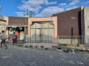 5bdrm House in Yoba, Akaky Kaliti for sale