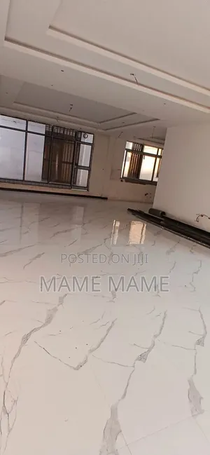 7bdrm House in Tafo, Bole for sale