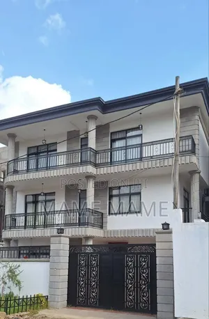 7bdrm House in Addis Abeba, Bole for sale