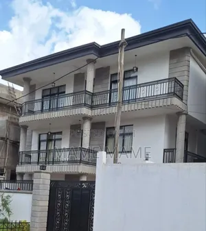 7bdrm House in Addis Abeba, Bole for sale