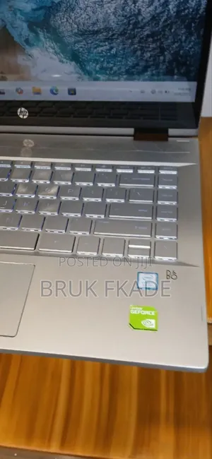 New Laptop HP Envy X360 8GB Intel Core I7 SSD 512GB