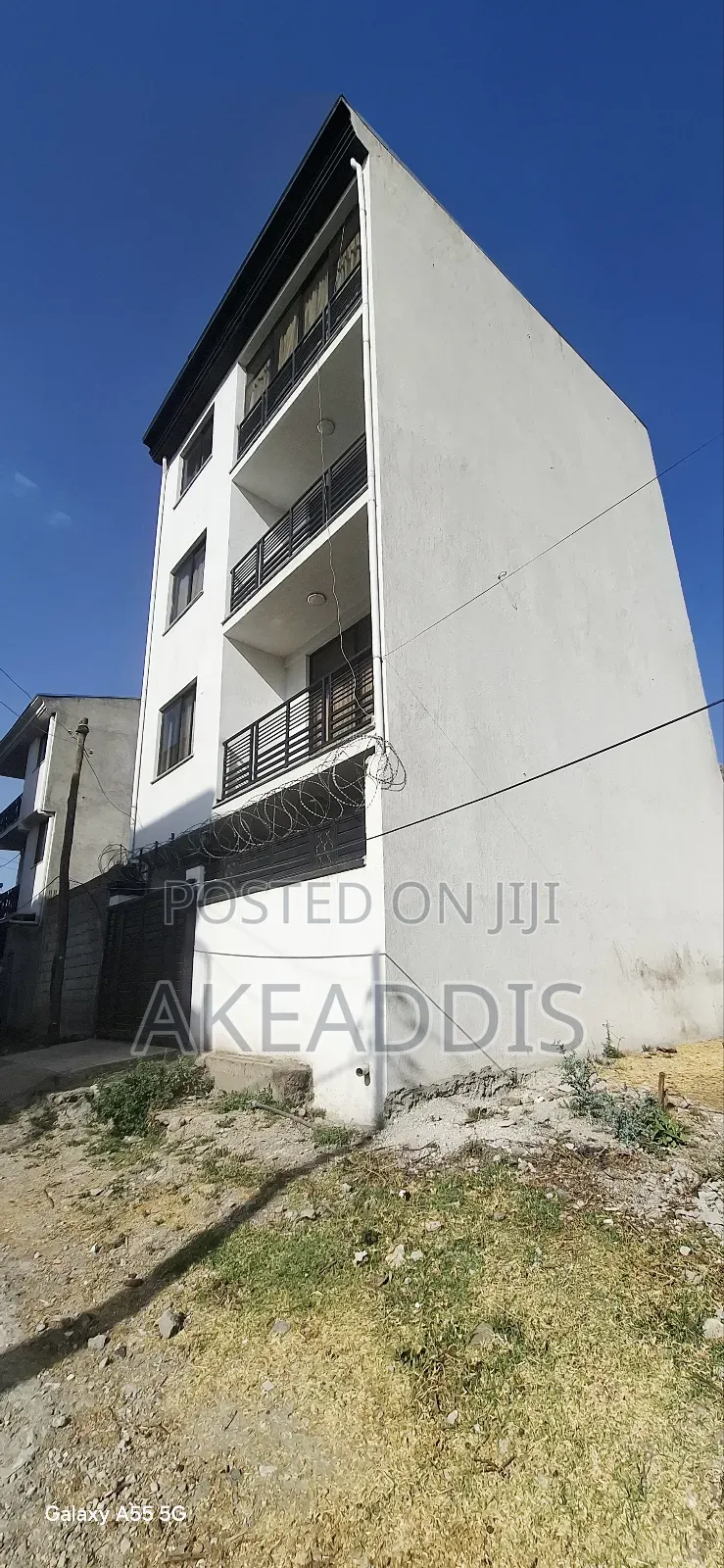 Furnished 6bdrm Townhouse/Terrace in Bole Ayat for sale
