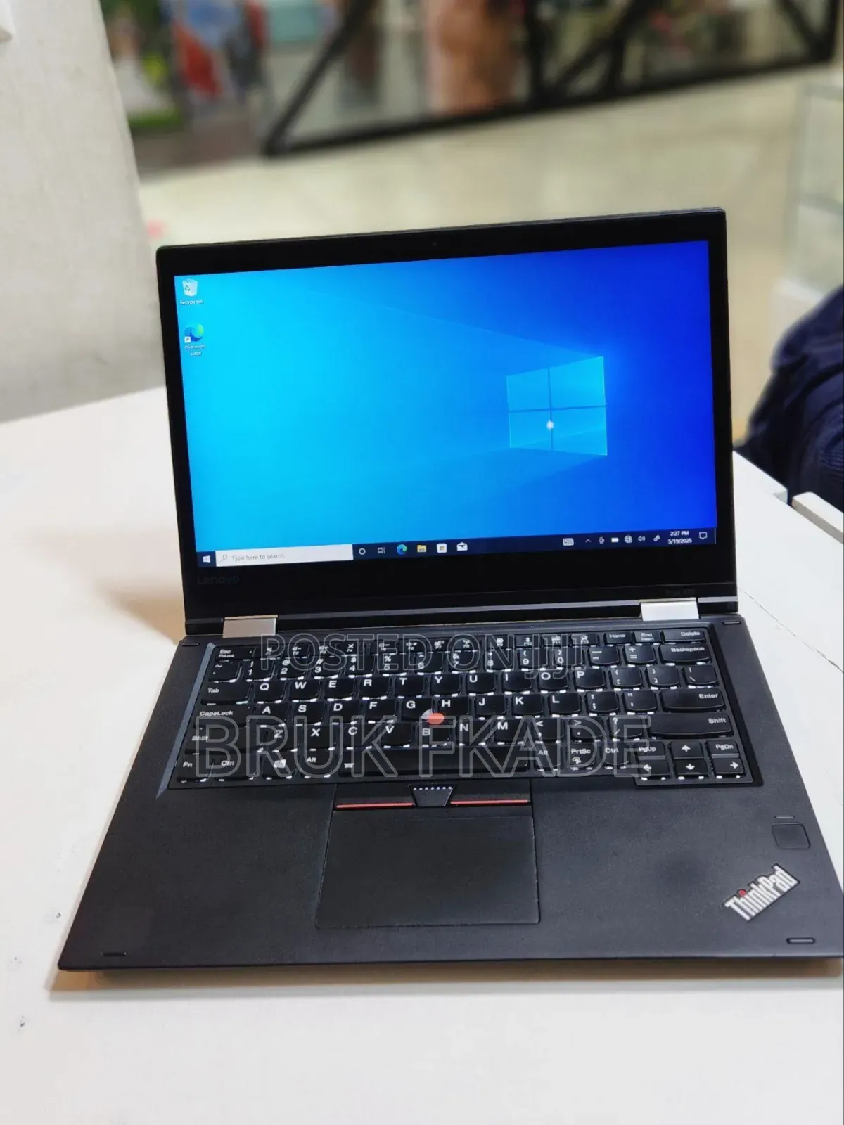 New Laptop Lenovo ThinkPad Yoga 370 8GB Intel Core I5 SSD 512GB