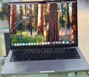 New Laptop Apple MacBook Pro M1 32GB Apple M1 Pro SSD 512GB