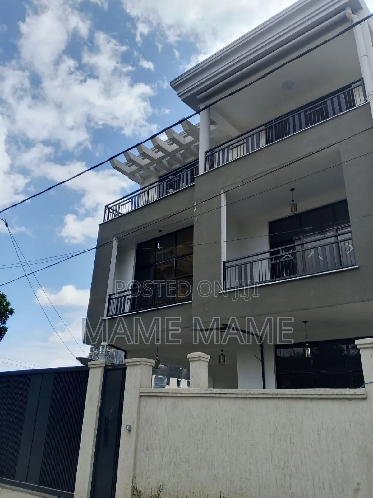 6bdrm House in Addis Abeba, Bole for sale