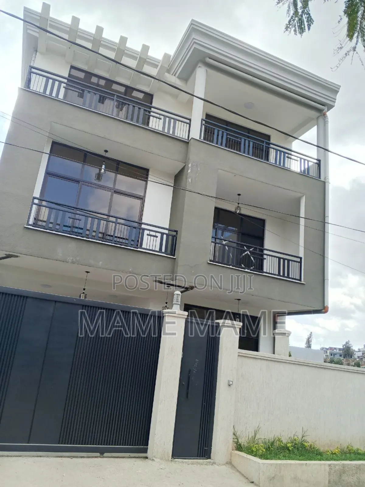 6bdrm House in Addis Abeba, Bole for sale
