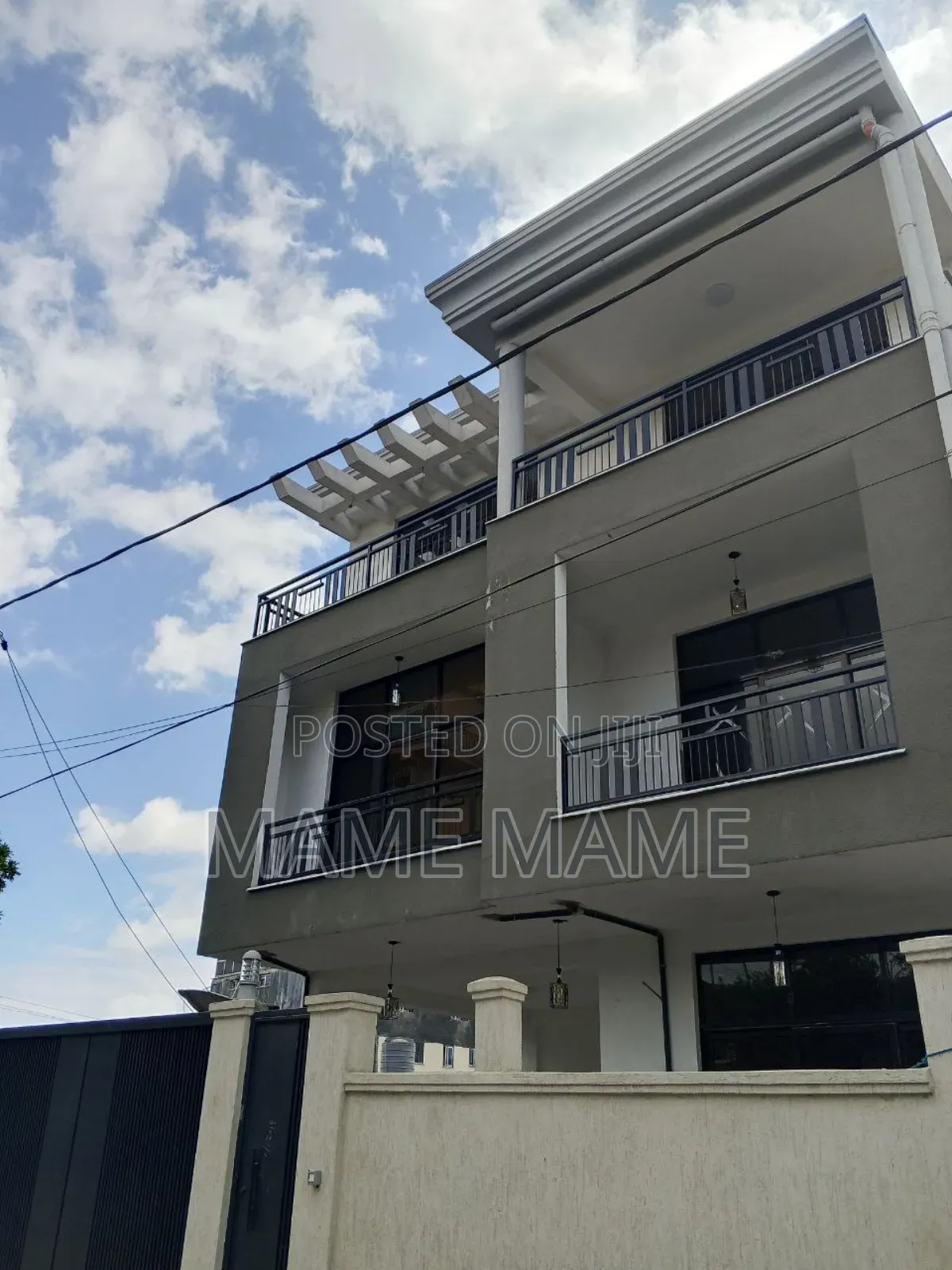 6bdrm House in Addis Abeba, Bole for sale