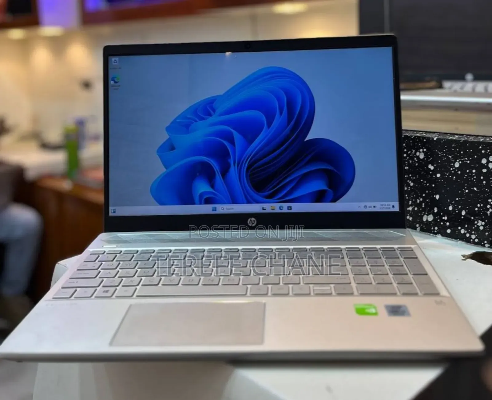 New Laptop HP Pavilion 15 8GB Intel Core I7 SSD 512GB