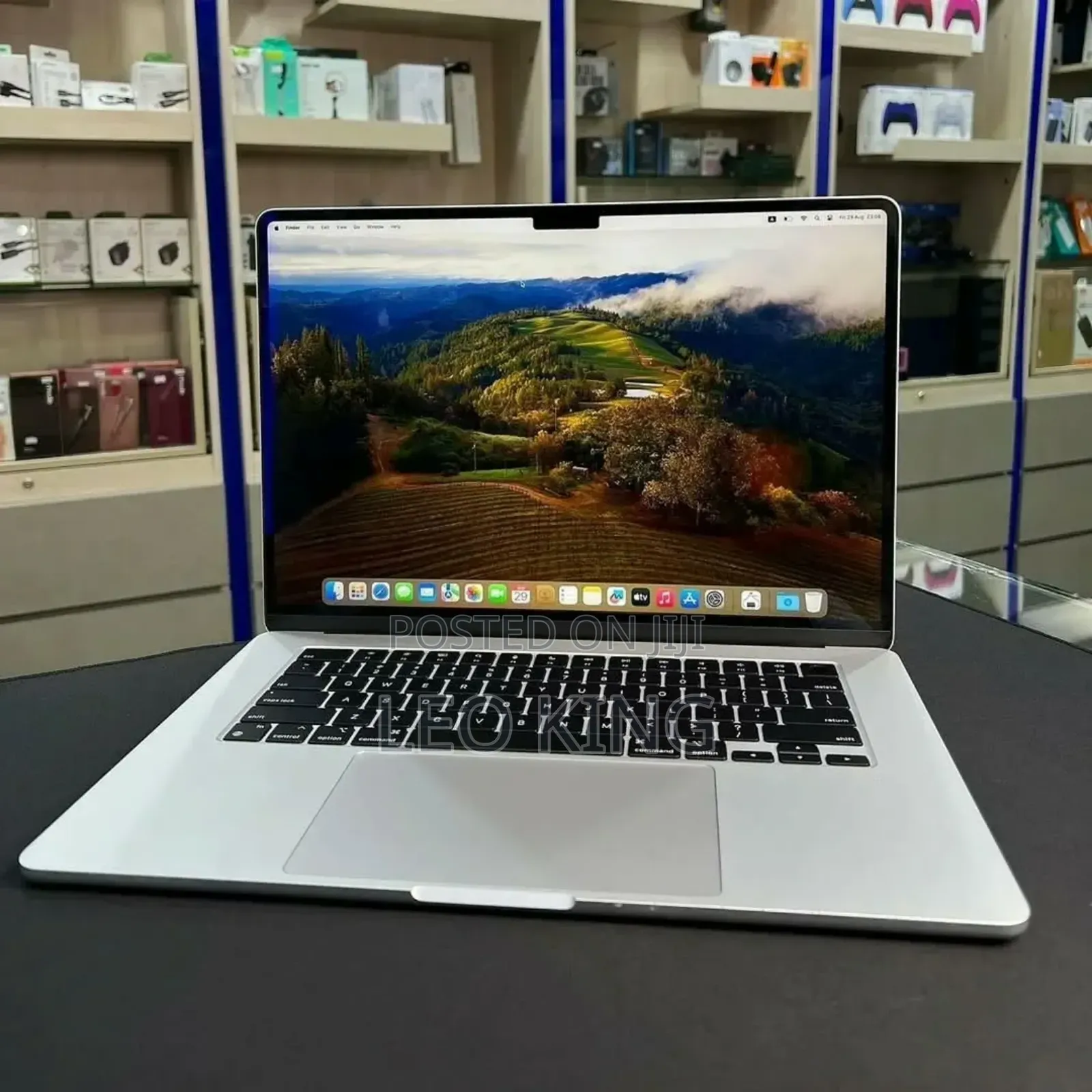 New Laptop Apple MacBook Air 2024 M3 15-Inch 8GB Apple M3 SSD 256GB