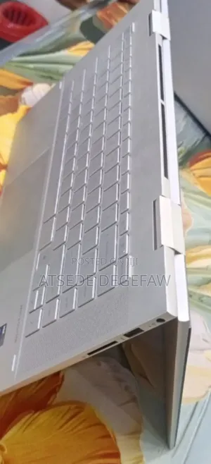 New Laptop HP Envy X360 8GB Intel Core I7 SSD 512GB